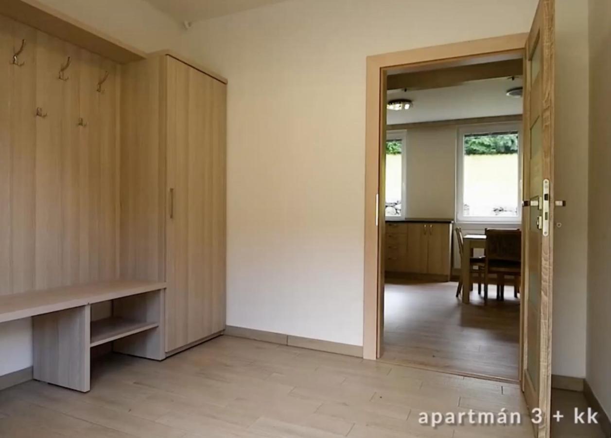 Selsky Dvur Perstejn Hotel ภายนอก รูปภาพ