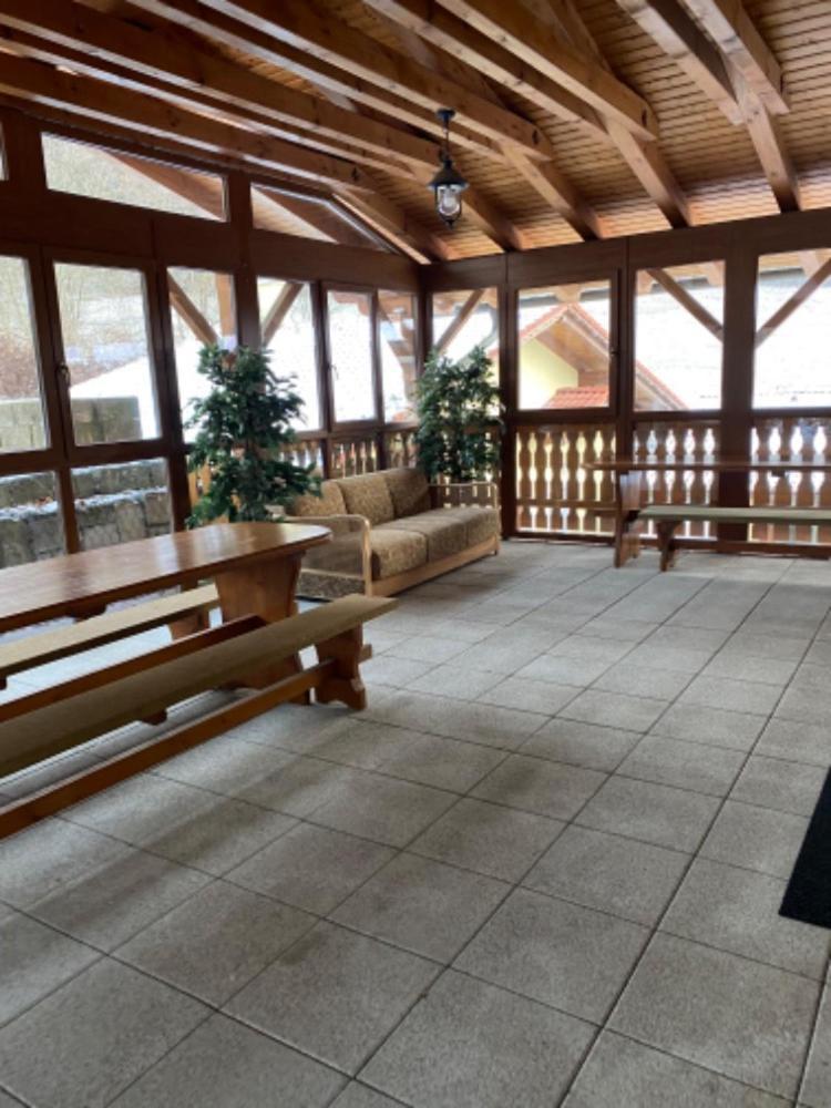 Selsky Dvur Perstejn Hotel ภายนอก รูปภาพ